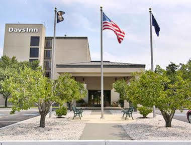 Days Inn By Wyndham Myrtle Beach Socastee Экстерьер фото