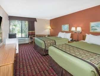 Days Inn By Wyndham Myrtle Beach Socastee Экстерьер фото